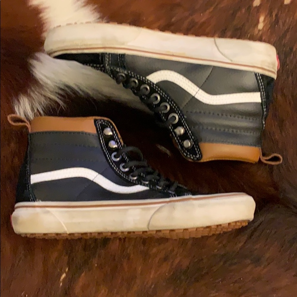 Vans weatherproof sneakers